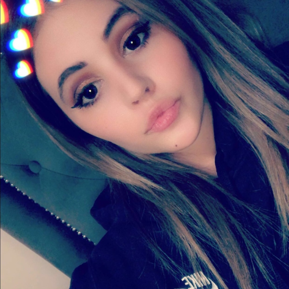 Meet your Posher, Maddi